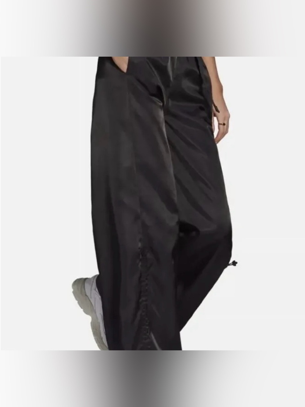 adidas Originals Women’s Black Wide-Leg Satin Cargo/Track Pants, Size Large
